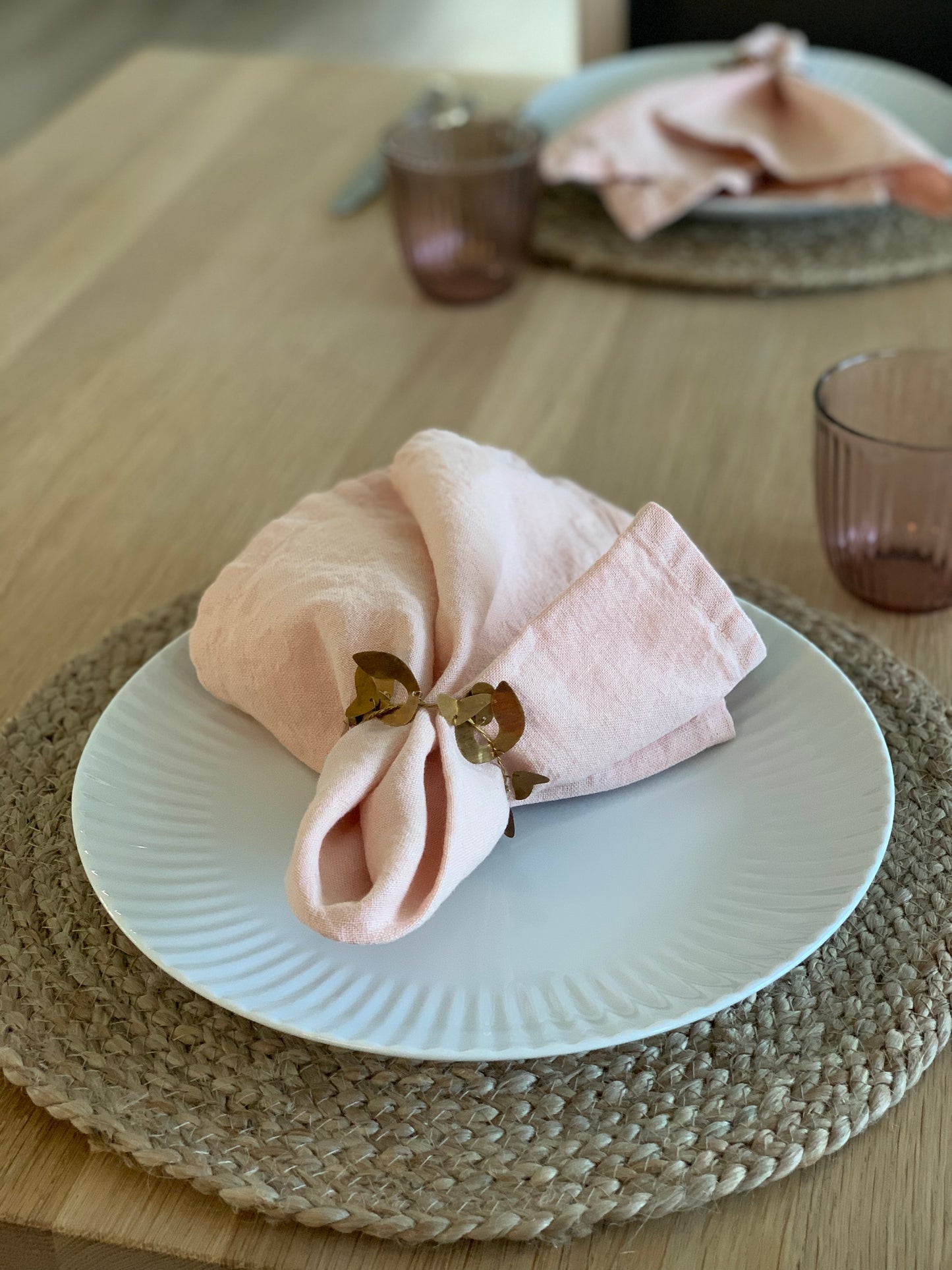 Dækkeserviet - natur jute - fra Ib Laursen